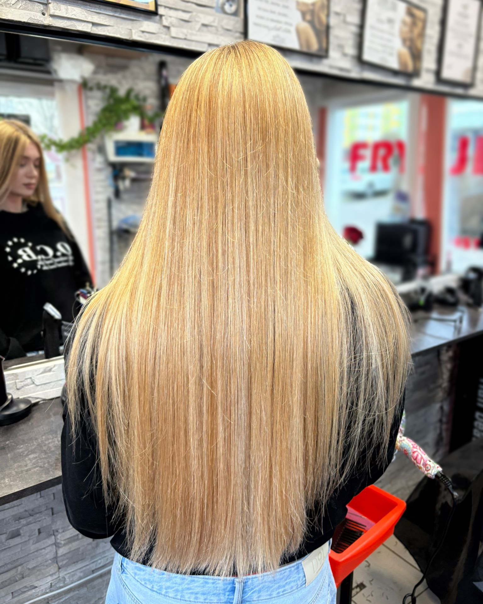 Highlights + trim ends — Hair Salon V&O Koszalin